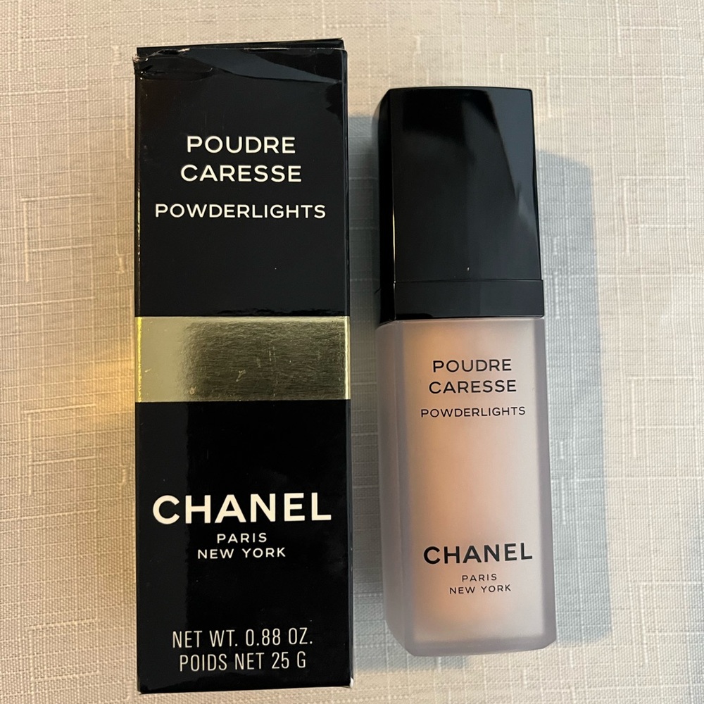 CHANEL Poudre Caresse Powder Highlights .88oz Gold Dust